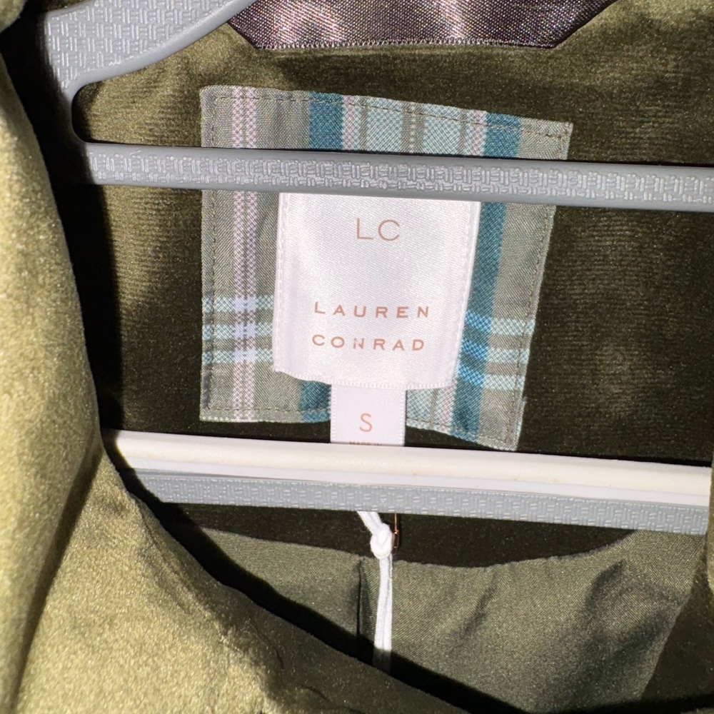 LC Lauren Conrad Green Bomber Jacket Velvet - Picture 2 of 4